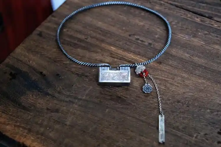 清代老银项圈锁