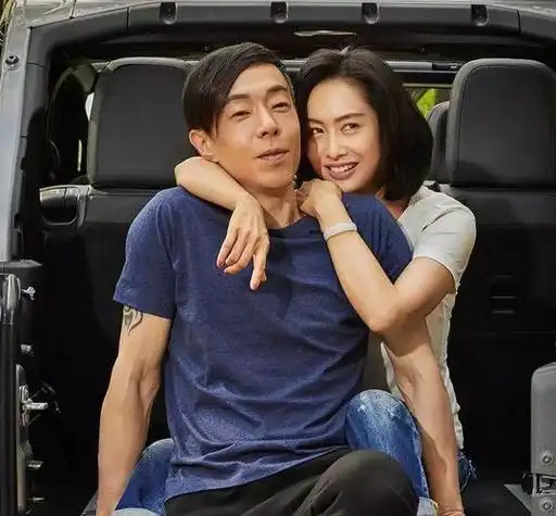 黄贯中朱茵无性婚姻,黄贯中为什么(黄贯中与朱茵的恋爱经过)