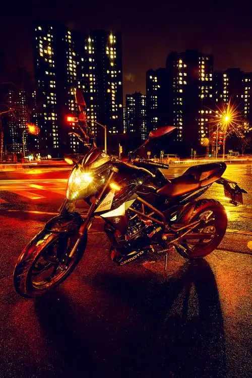 拍了一辆摩托车