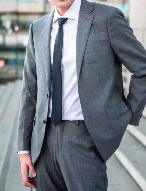 男生穿西装真的太犯规了