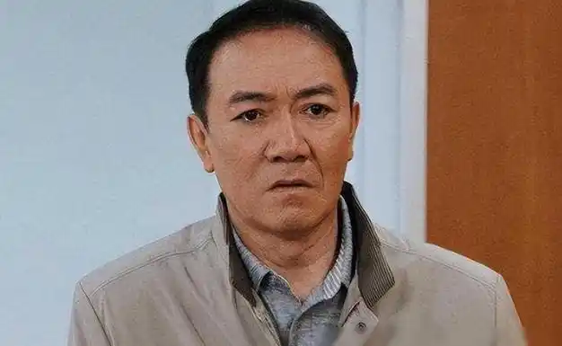 《亮剑》成名抛妻弃子,娶小13岁老婆称真爱,现在惨遭报|娱乐圈|老戏骨