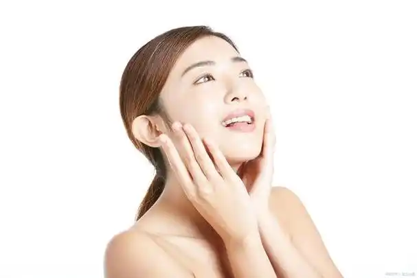 脸部皮肤暗黄该怎么进行改善?果酸换肤怎么样?