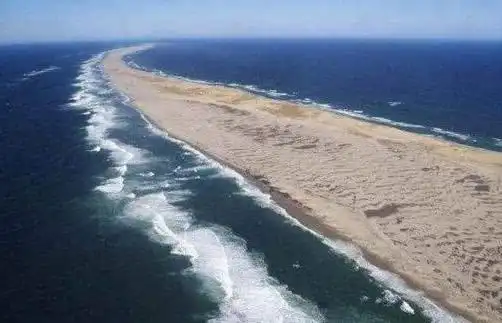 世界上最诡异的岛屿塞布尔岛会移动