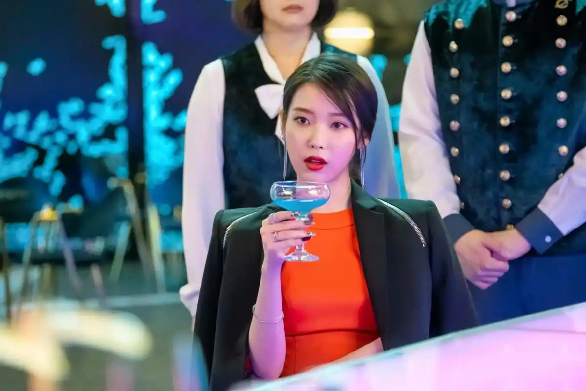 iu李知恩 #德鲁纳酒店 #张满月#iu #ueana # - 抖音