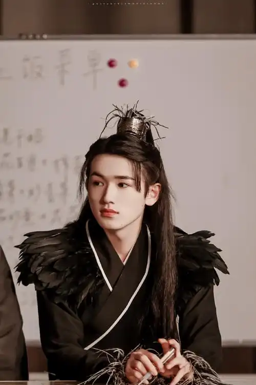 宋亚轩萌探探探案