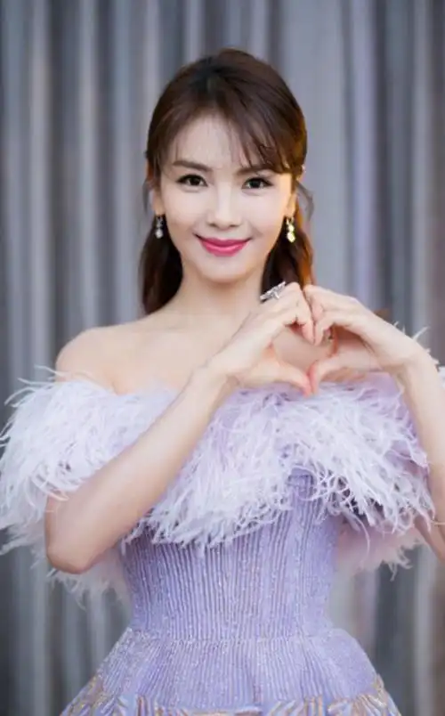 刘涛替夫还债直播秒售47万半价海景房交易总额破148亿