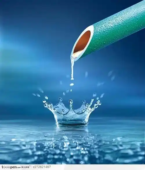 水滴入水图片素材水滴溅起瞬间漩涡桌面壁纸图片素材