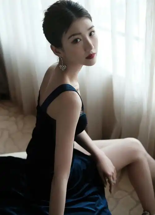 2014年,在武侠剧《神雕侠侣》中饰演郭芙.