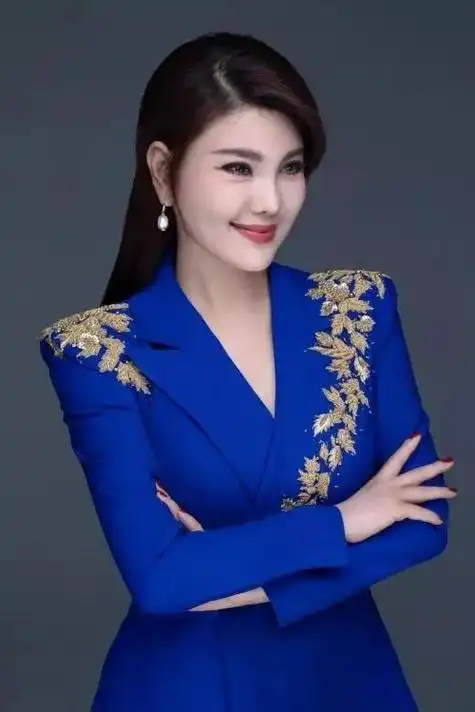 乌兰图雅个人资料几岁(乌兰图雅个人资料简介及年龄)(图9)