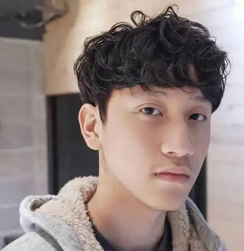 男生烫头发,帅到没朋友 !_发型_时尚_卷发