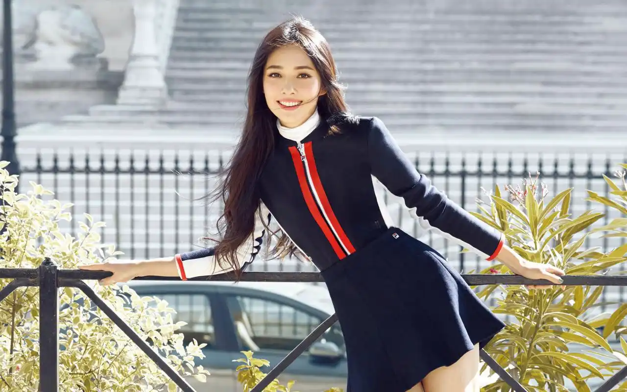 气质女神郭碧婷时尚大片电脑高清桌面壁纸