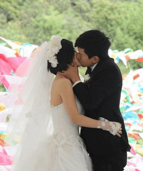 张杰谢娜大婚云南香格里拉户外婚礼