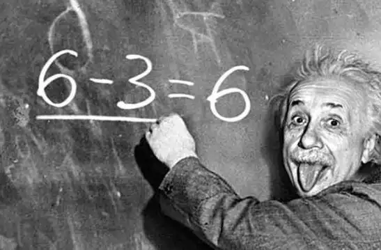 爱因斯坦我还是少年时就已明白多数人的努力与追求毫无价值