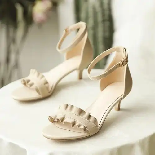 格瑞迪欧一字扣带凉鞋女4cm细跟中跟仙女高跟鞋韩版百搭女鞋2018夏季