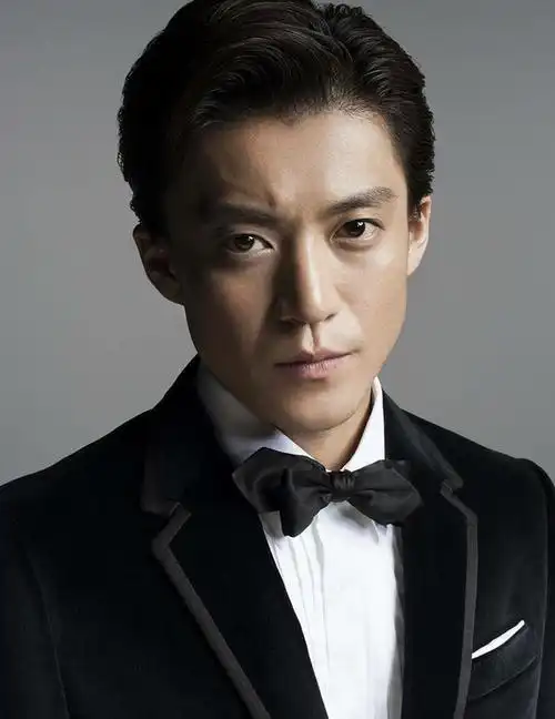 小栗旬帅气撩人合集图片小栗旬图片