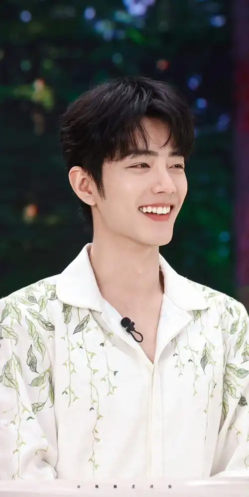 春天好适合恋爱哦06@x玖少年团肖战daytoy    #肖战心相印全球品牌