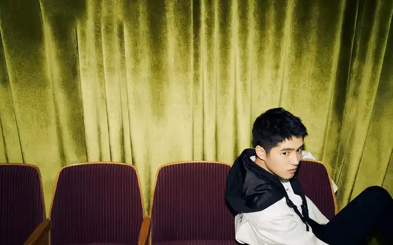 刘昊然超帅写真图片桌面壁纸