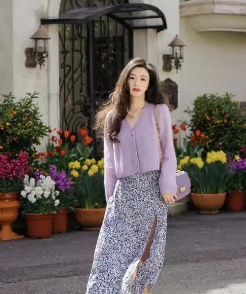 碎花裙和什么衣服搭配不俗气