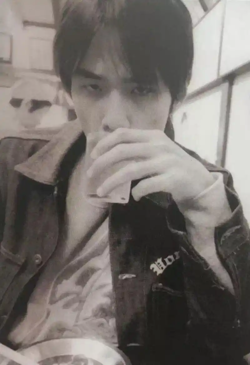 周杰伦 早期青涩写真