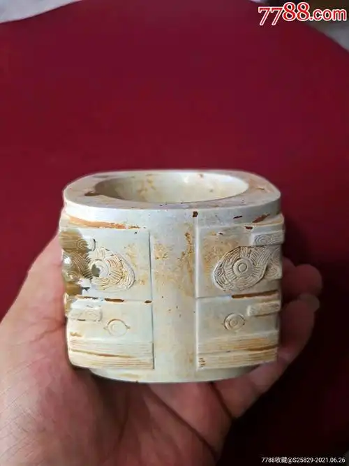 旧藏良渚文化系列玉琮