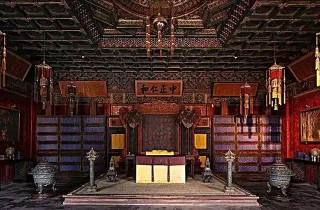 《故宫新事》:揭秘养心殿里的秘密