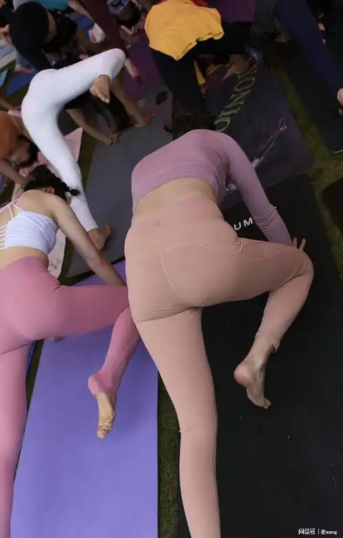 瑜伽裤为什么会有尴尬线