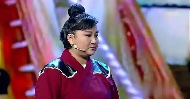 这一次消失的贾玲已经在另一条大路上越走越远