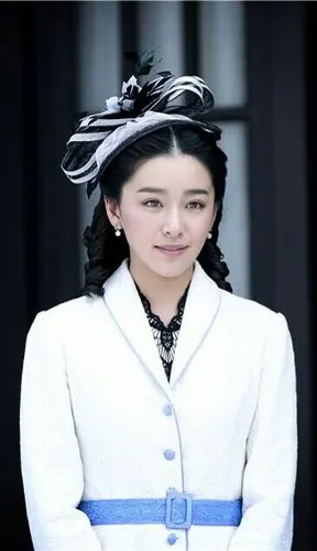 《麻雀》【李小男】阚清子