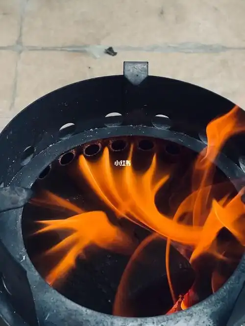 观火  #柴火炉  #木煤气  #二次燃烧  #户外露营  #玩火  #solostvee
