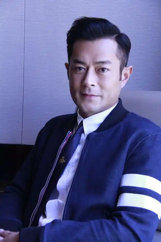 古天乐:成熟魅力稳重的黑古,颜值依然在线,荣获华人最高荣誉