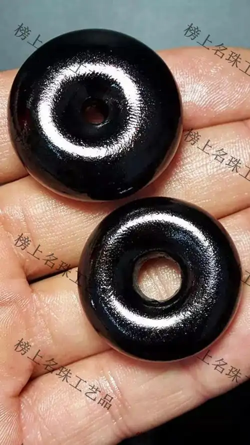 犀角手镯比犀角牌子贵吗