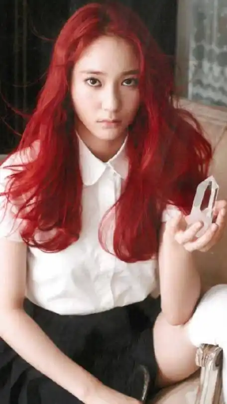 郑秀晶,灿烂而短暂的红发