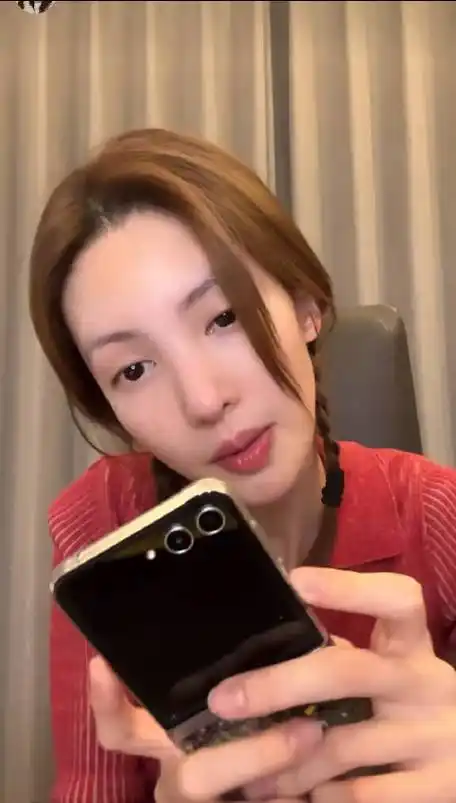 金晨素颜直播状态##金晨每天都记录自己的梦境