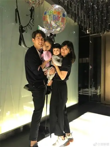 修杰楷生日~霍建华意外成焦点 林心如呢?