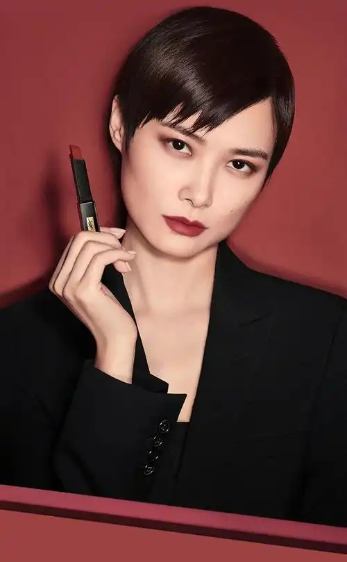 ysl圣罗兰全新ysl小黑条李宇春先锋诠释