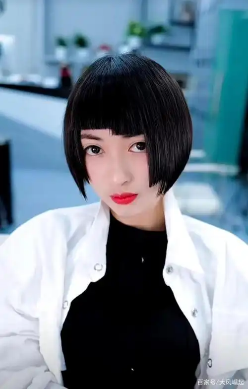 夏季修剪酷帅新款短发