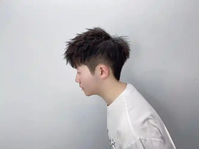 摩根碎盖  #南京男士烫发  #董先生发型设计