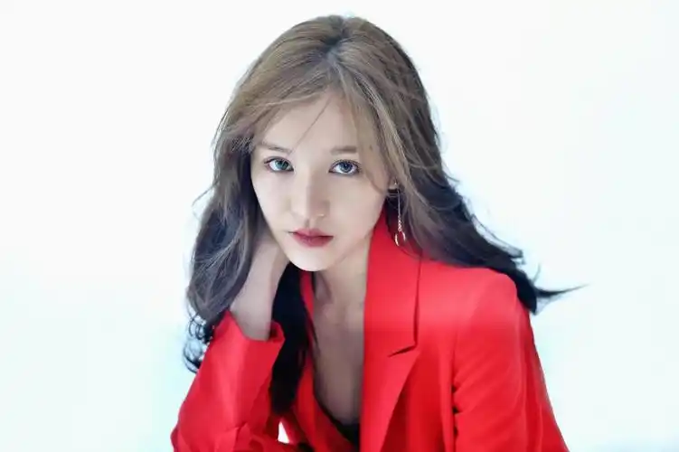 快乐女声2011冠军(2011快乐女声10强现状:段林希夺冠名