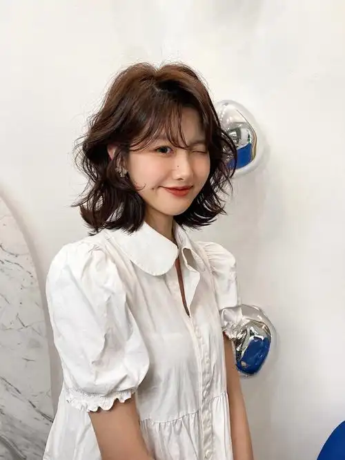 短发烫了贼好看的法式浪漫卷发圆方脸适合