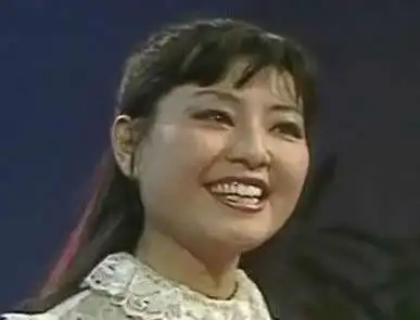 殷秀梅:与前夫闪婚闪离,二婚嫁外国富豪,今现况如何?