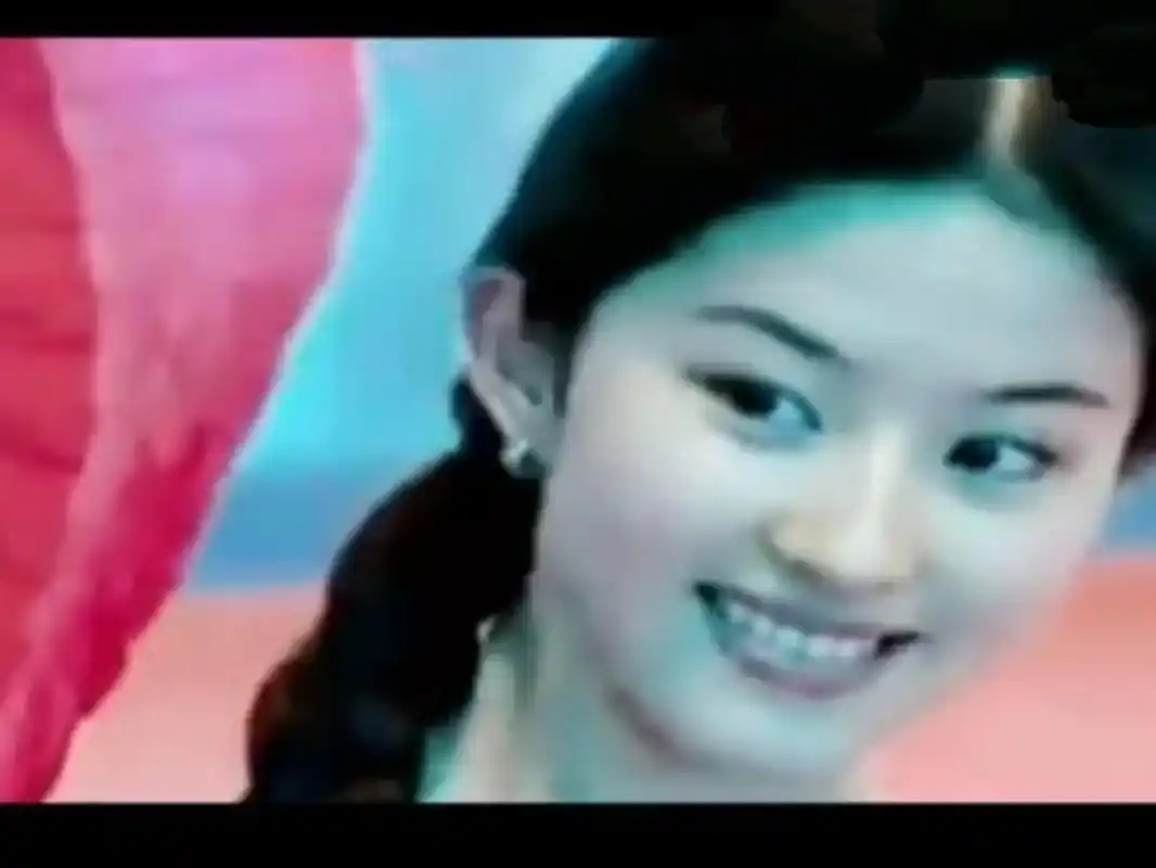 刘亦菲15岁跳《天竺少女》 水灵水灵的小姑娘. #祖玛珑秋日美人香