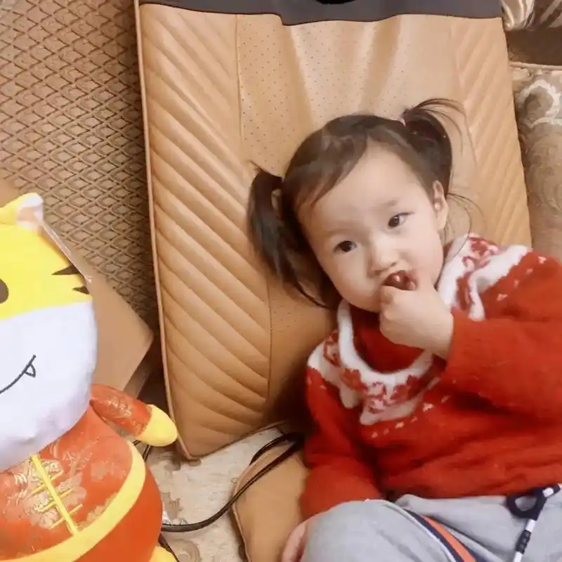 赞美,生命的延续,此生足也!90 小宝贝来了 #满眼星辰皆是 - 抖音