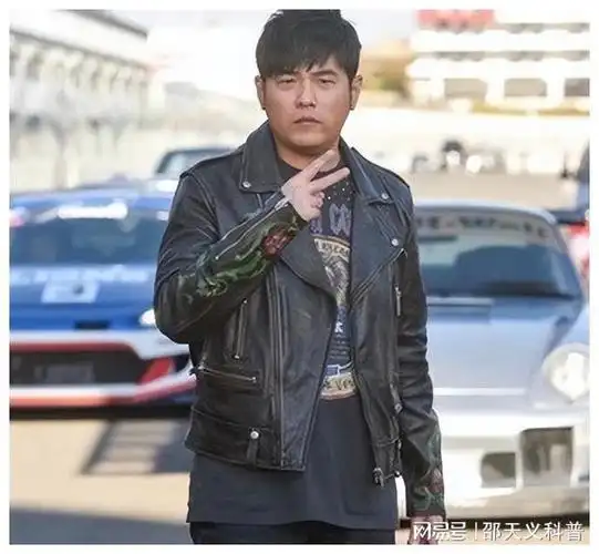 婚后4年,潘玮柏胖成小猪:差点认不出,旺仔可以找他代言了!