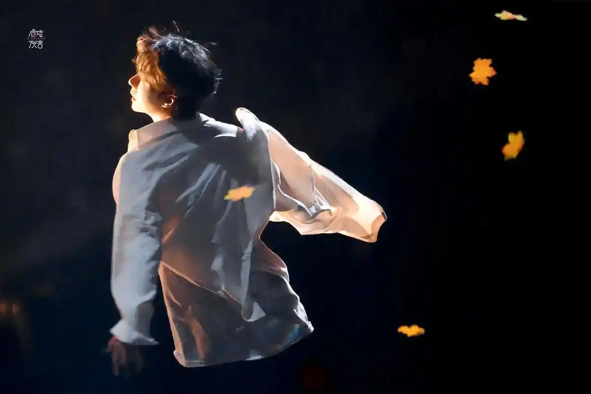 可他本就纯白质朴#王一博 - 抖音