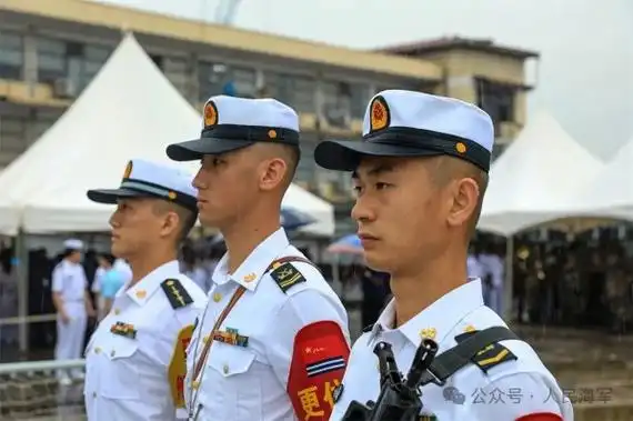 中国海军第45批护航编队抵达坦桑尼亚,当地华人齐唱国歌|坦桑尼亚