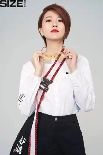 蔡淳佳: 跟乖乖女 say 拜拜 这次我要做自己(组图)-搜狐