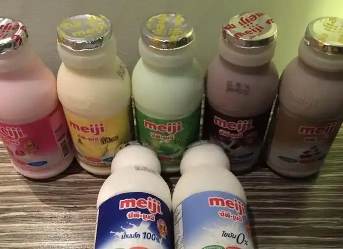 有姐妹喜欢泰国711卖的的明治牛奶么!