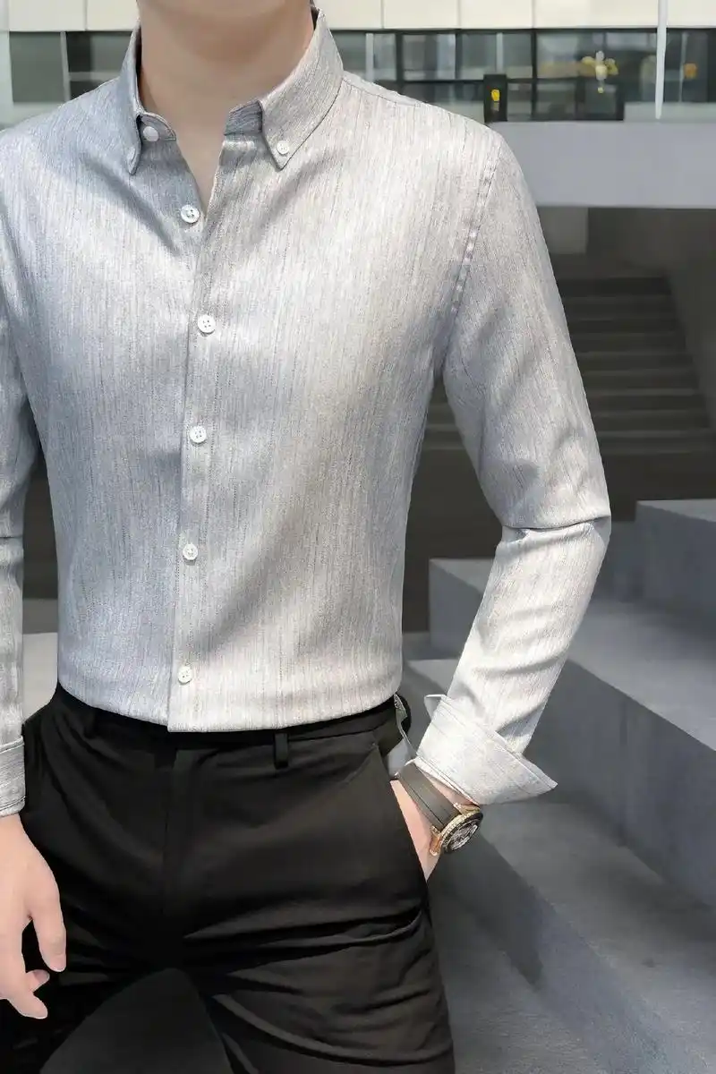 这款高级感条纹长袖修身衬衫男!这可是2024年的新款春秋爆款哦!