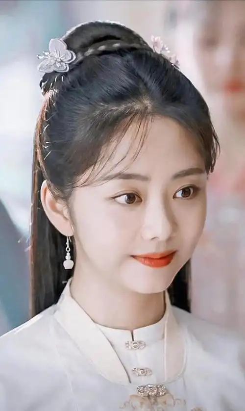 谭松韵古装照片你就说有没有美到你