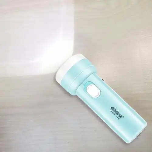 手电筒家用充电强光超亮多功能便携户外远射应急照明台灯康铭8816500